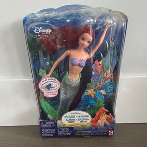 NWT Barbie Disney Princess Shimmering Lights Ariel Mermaid